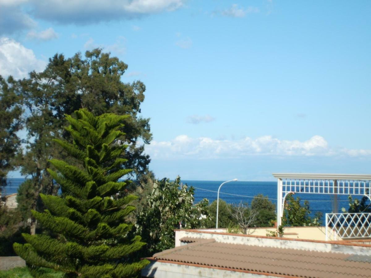 Casa Vacanze Trinacria Riposto Exterior foto